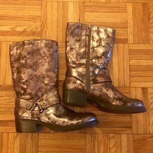8.5 Simply Vera Distressed Steampunk Boots